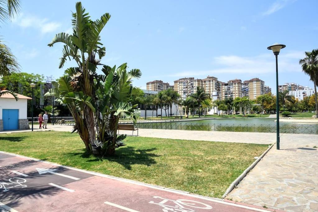 Ayala Beach Apartment Málaga Eksteriør billede