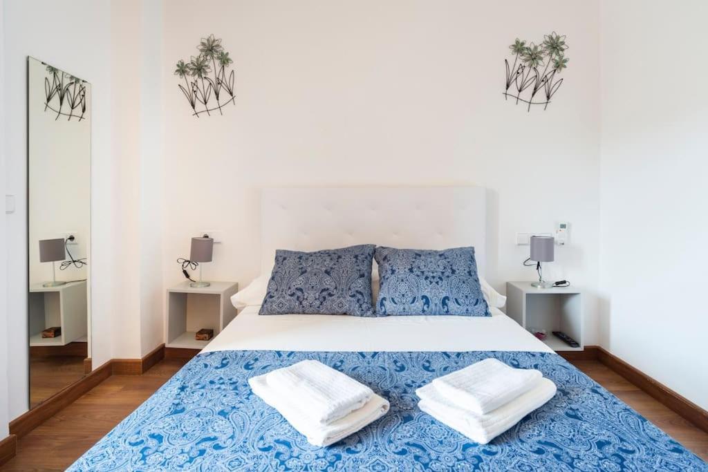 Ayala Beach Apartment Málaga Eksteriør billede