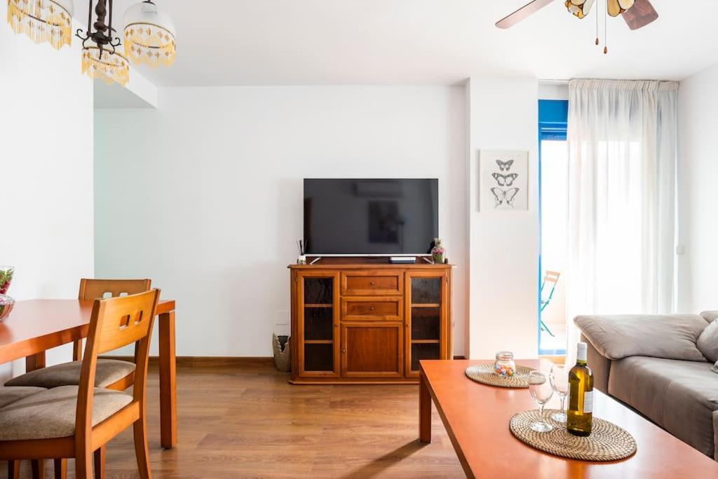 Ayala Beach Apartment Málaga Eksteriør billede