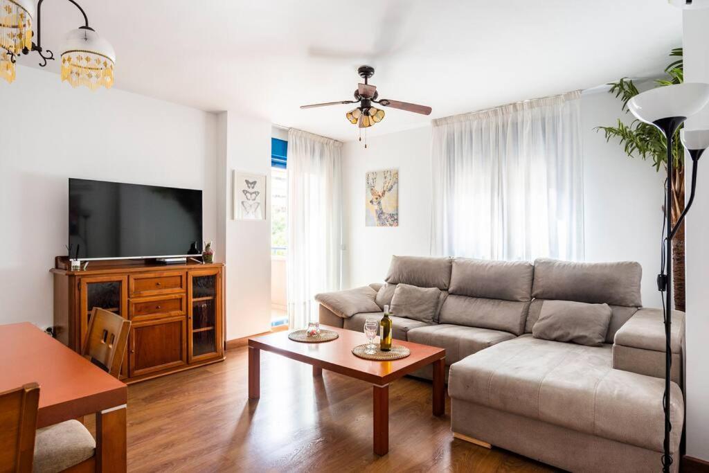 Ayala Beach Apartment Málaga Eksteriør billede